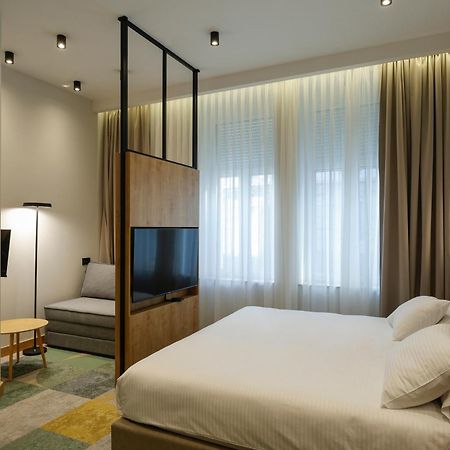 Hop Inn Rooms & Suites Белград Экстерьер фото